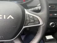 Dacia Jogger 1.6 Hybrid 140 Extreme 5p. AUTOMAAT AIRCO CAMERA CRUISE CONTROLE APPLE CARPLAY ANDROID AUTO ZEER MOOIE AUTO LET OP DEMO
