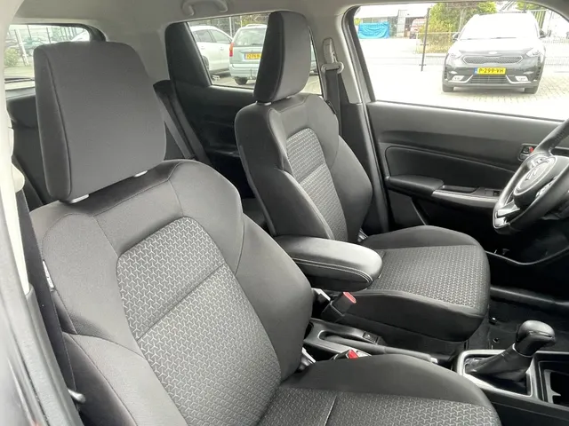 Suzuki Swift 1.2 Style SmartHybrid Automaat