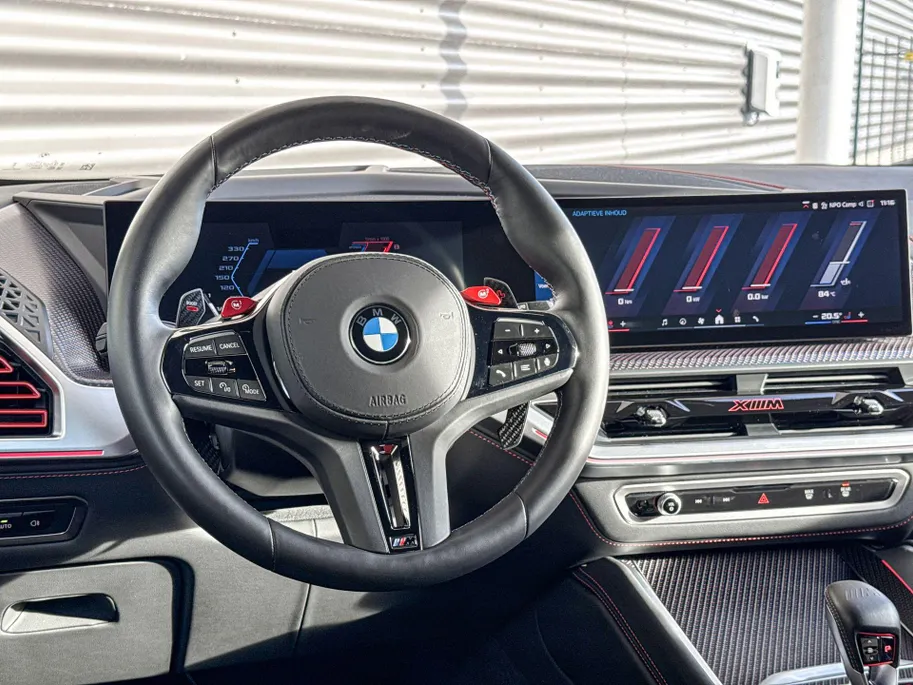 BMW XM PHEV Label Red 30 kWh