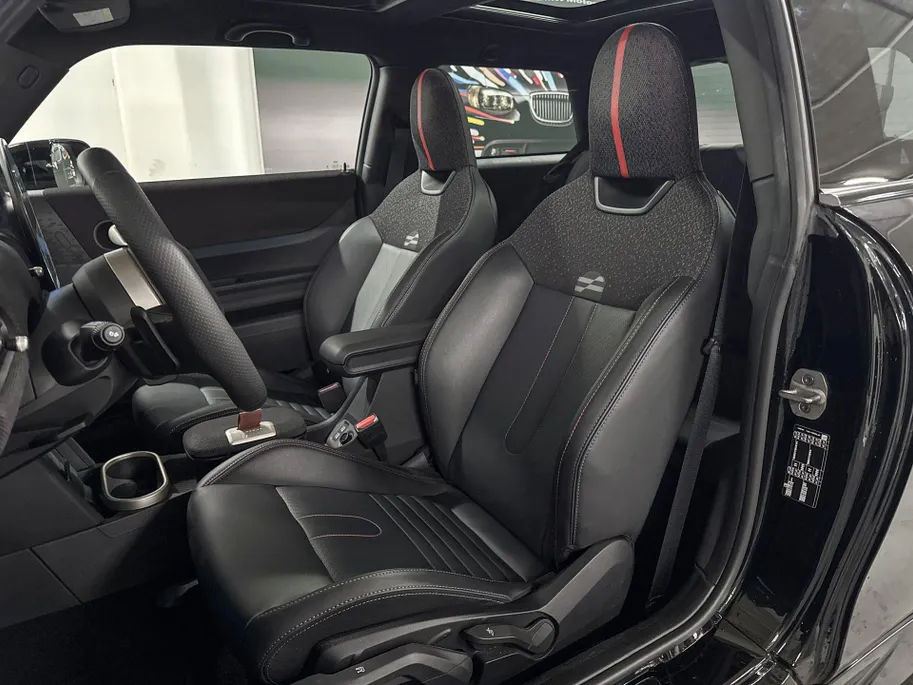 MINI Cooper 3-deurs Cooper C John Cooper Works M