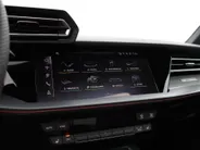 Audi A3 Sportback 45 TFSIe 272pk S-tronic S edition Competition · Panoramadak · Camera · Keyless · Elek. Voorstoel · 18'' Inch · Garantie t/m 10-12-2030 of 100.000km