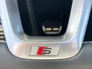 Audi A3 Sportback 35 TFSi mild-Hybrid S-Tronic aut. S Edition S Line Sportstoelen | Pano dak | SONOS Sound | Camera | Stoelverwarming | CarPlay | Cruise Control adapt. | Etc.