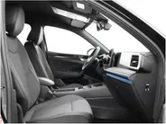 Volkswagen Tiguan Limited Edition 1.5 eHybrid 204 PK 6 versn. DSG · Design Pakket Dark · Trekhaak inklapbaar, met elektrische ontgrendeling, incl. aanhangermanoeuvreerhulp Trailer Assist ·