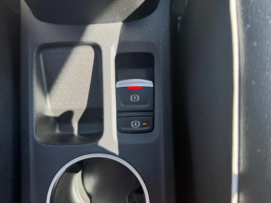 Renault Captur 1.6 E-Tech full hybrid 145 techno | Automaat | Trekhaak | Navigatie | Parkeersensoren | Camera | Apple Carplay & Android Auto | Cruise & Climate Control | 12 Maanden BOVAG Garantie