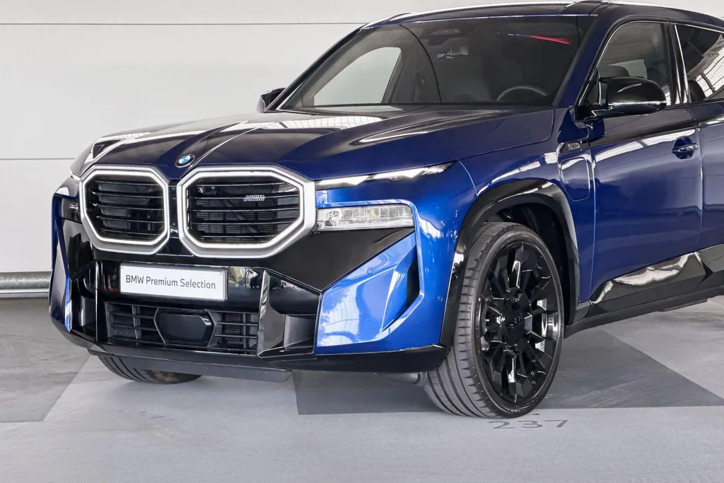 BMW XM PHEV 50e 30 kWh