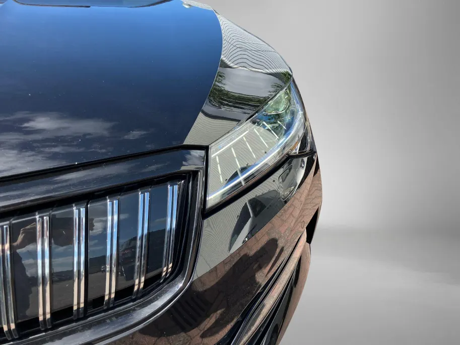 Škoda Superb Combi 1.4e-hybrid 245PK Sportline Panoramadak · Trekhaak · 360°Camera + Parkeersensoren ·