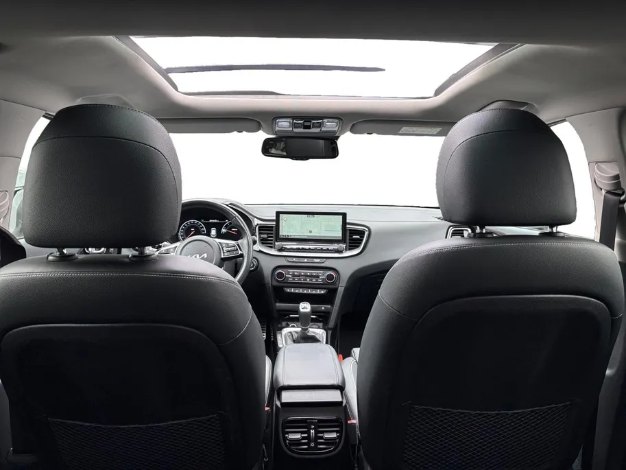Kia XCeed 1.5 T-GDI MHEV ExecutiveLine | Airco | Navi | Camera | Stoelverwarming | Panoramadak | Stoelventilatie | Elektrische stoelen |