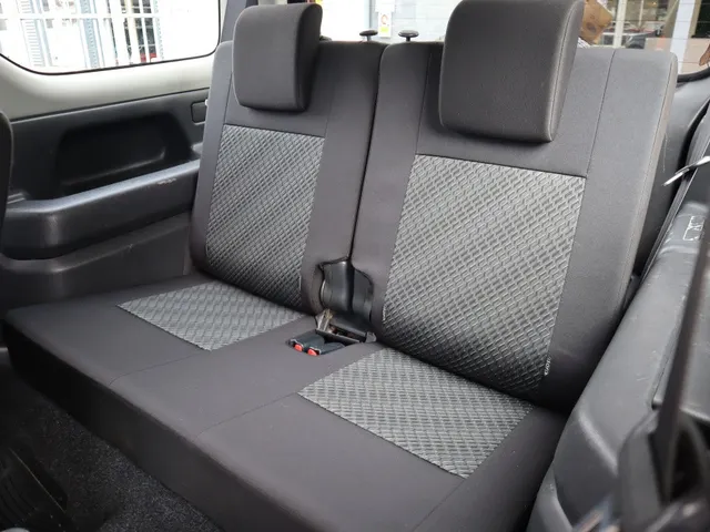 Suzuki Jimny 1.3 Exclusive Automaat | 4X4 | All Seasons | Airco | Trekhaak