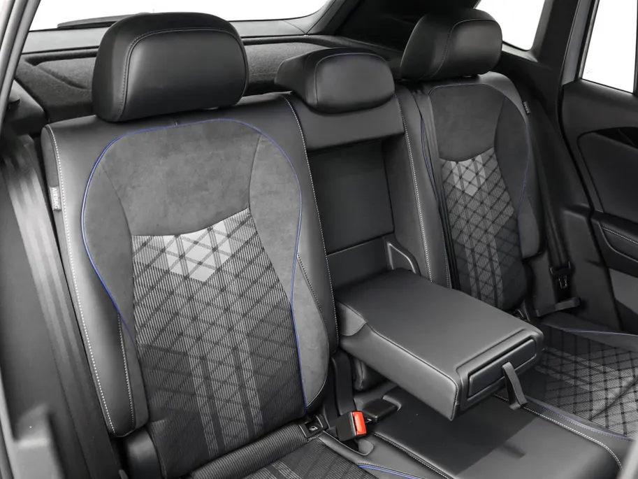 Volkswagen Tiguan 1.5 eHybrid 204pk DSG R-Line Edition · Trekhaak · 360 Camera ·  Matrix LED · Stuur- & Stoelverwarming · Garantie t/m 18-09-2030 of 100.000km