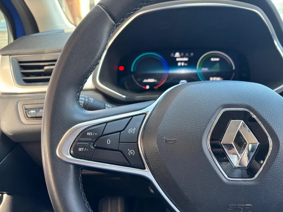 Renault Captur 1.6 E-Tech plug-in hybrid 160 techno | Apple Carplay / Android Auto | Climate Control | 17' Lichtmetaal | Cruise control