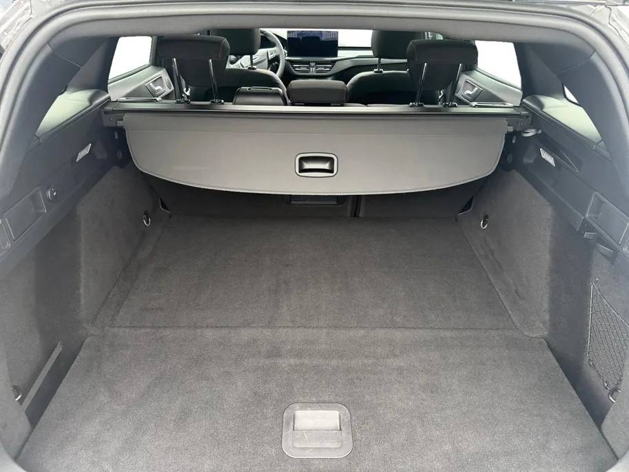 Ford Focus Wagon 1.0 EcoBoost Hybrid ST Line X | Panoramadak | Trekhaak afneembaar | Winterpakket | Adapt. Cruise Control | B&O | 12 maanden garantie