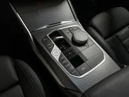 BMW 3 Serie Sedan 320i l M-Sport