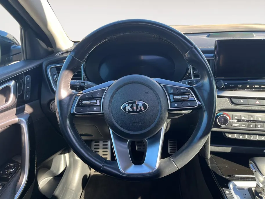 Kia Ceed Sportswagon 1.6 GDI PHEV ExecutiveLine | Stoelverwarming | Stoelverkoeling | Panoramadak | Carplay | Adaptieve Cruise Control | Leder