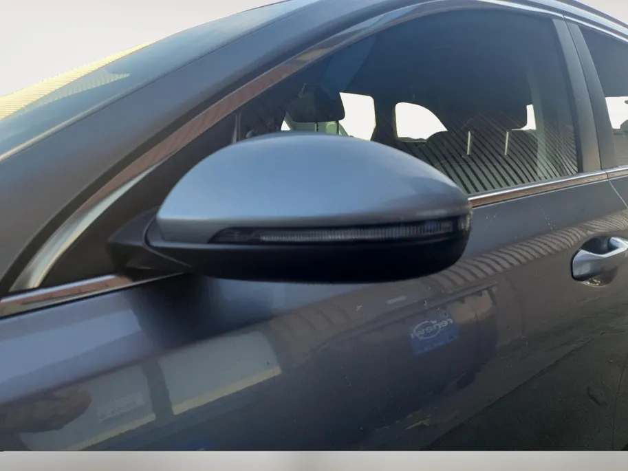 Kia Ceed Sportswagon 1.0T DynamicPlusLine DEMO | Direct beschikbaar | Stoel en stuurverwarming | Dodehoekdetectie | Getinte ramen achter | Elektrische achterklep | Keyless met startknop | Parkeersensoren voor en achter |
