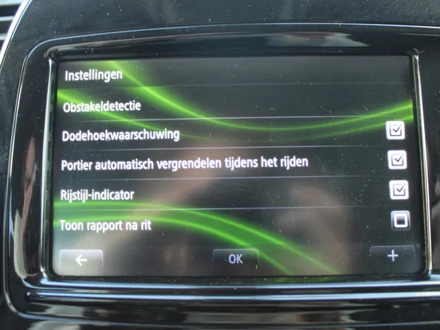 Renault Captur 1.2 TCe 120 PK Intens | Automaat | Camera achter |