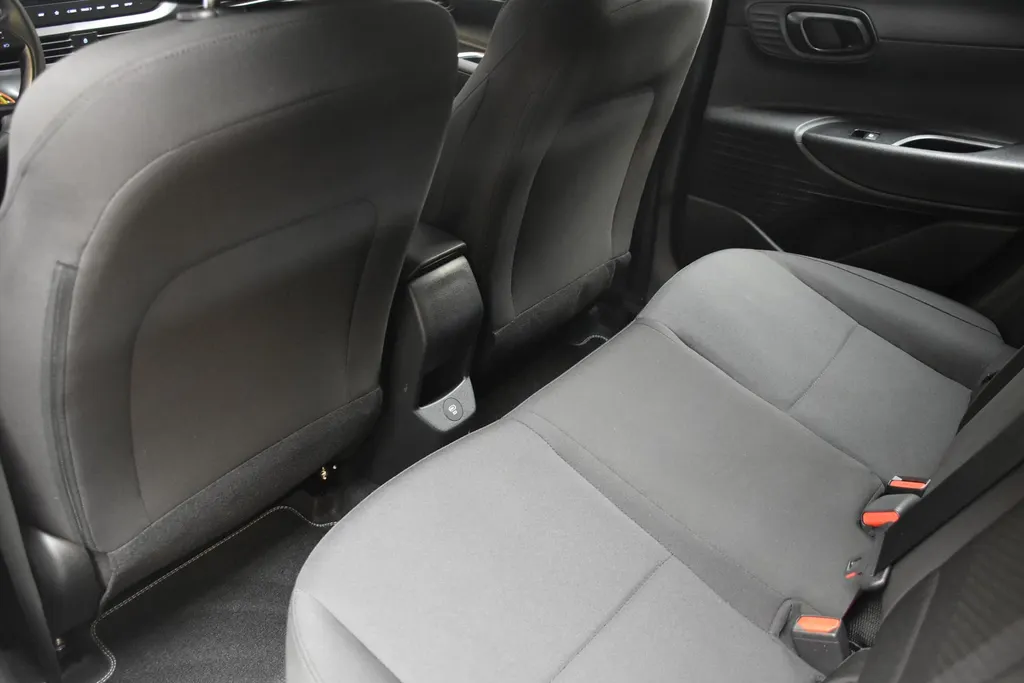 Hyundai i20 1.0 T-GDI Comfort I Navi + Camera