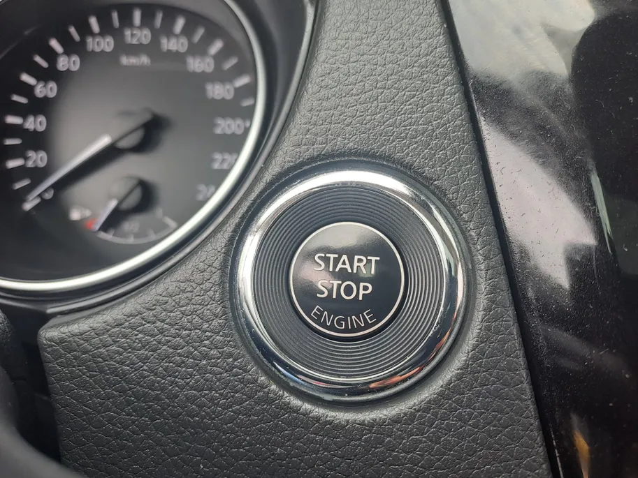 Nissan QASHQAI 1.3 DIG-T Design Edition | Automaat | Trekhaak | Pano Dak | Navi | Cruise | Camera | Apple Carplay/Android Auto | Stoel verrw.