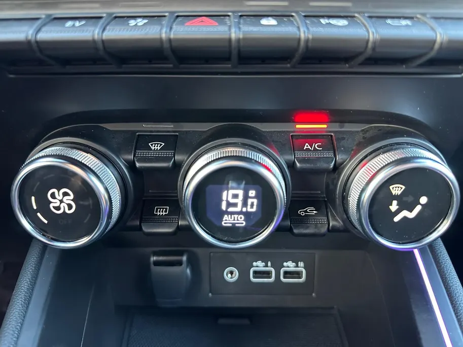 Renault Clio 1.6 E-Tech Full Hybrid 145 esprit Alpine | 360* Camera | Adaptief Cruise Control | Climate Control | Apple Carplay/Android Auto | Sport Stoelen | Full Led | DAB | Navigatie | Parkeersensoren | 12 maanden Bovag garantie | NAP