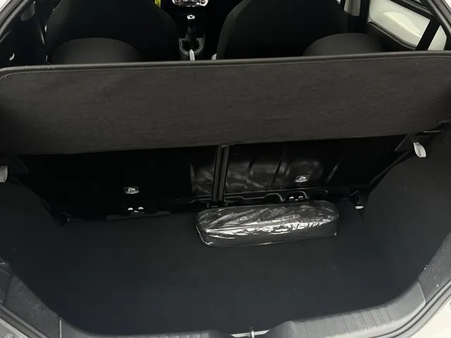 Toyota Aygo X 1.0 VVT-i first Edition | Stoelverwarming | Apple Car-Play