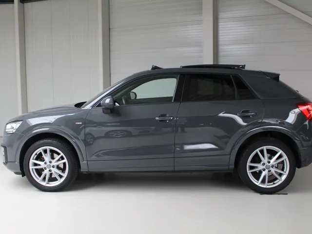 Audi Q2 1.4 TFSI CoD 150PK S-Tronic S-Line Panoramadak | Navigatie | Trekhaak | Led Plus | Stoelverwarming | Dealeronderhouden