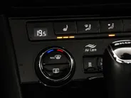 Škoda Superb Combi 1.4 TSI iV 218pk DSG Sportline Business · Panoramadak · 360 Camera · Inklap. Trekhaak · Matrix LED · Canton Audio · Elek. Stoelen + Geheugen ·