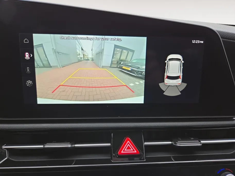 Kia Niro EV Light Edition 64.8 kWh | 1e Eigenaar | Fabrieksgarantie | Accu 100% | Lage km stand | Cruise Control Adaptief | Camera | Carplay |NAP