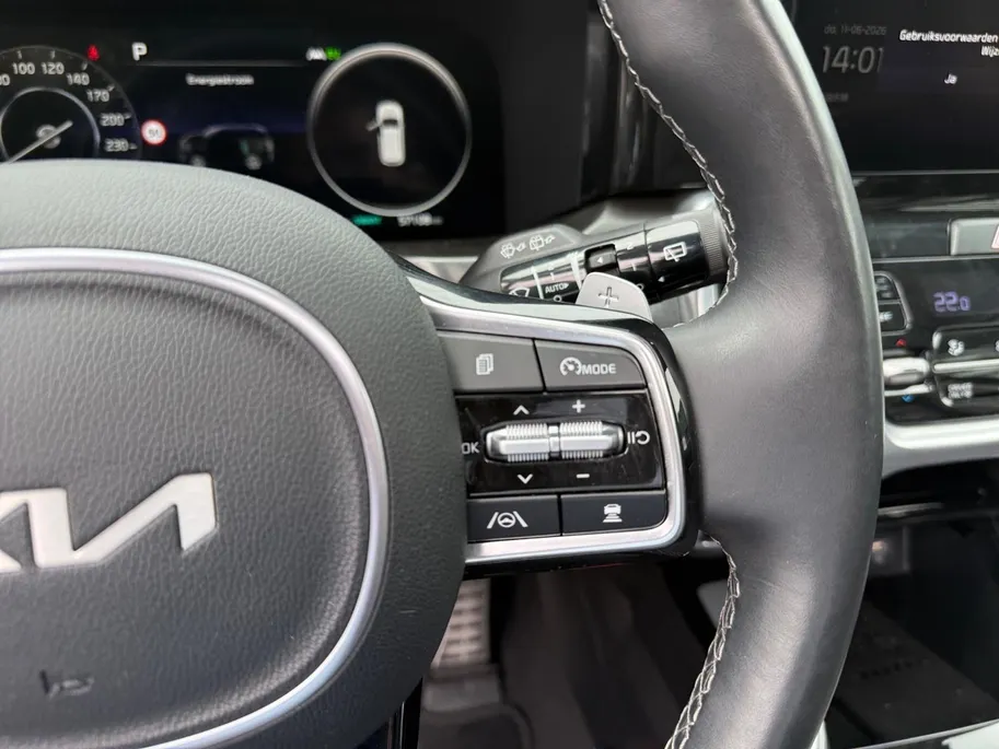 Kia Sorento 1.6 T-GDI Plug-in Hybrid 4WD Edition 7p. | Dealer onderhouden | Trekhaak | Apple Carplay / Android Auto | Navigatiesysteem | Elektrisch Schuif / Kanteldak | Head-up Display |  Elektrisch Verstelbare Voorstoelen | Bestuurdersstoel Met geheugen | Stoelverwa