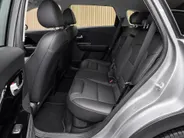 Kia Niro 1.6 GDi PHEV DynamicLine DEALER ONDERHOUDEN | NAVIGATIE | ACHTERUITRIJCAMERA | PLUG-IN |