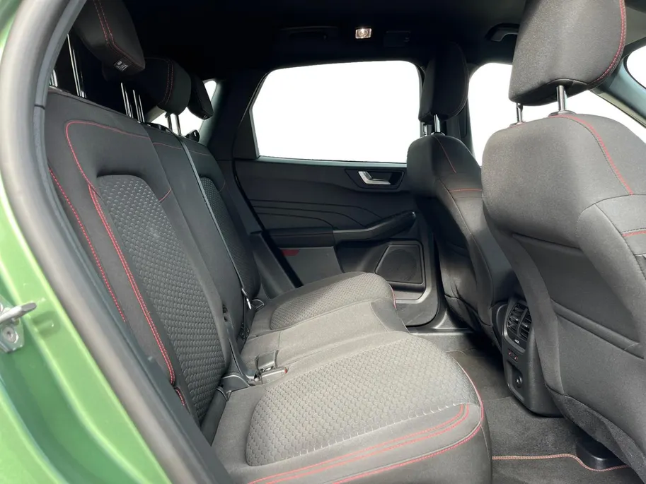 Ford Kuga 2.5 PHEV ST-Line | Adaptieve Cruise Control | Stoel/Stuur/Voorruitverwarming | navigatie | Draadloze Apple/android Carplay |
