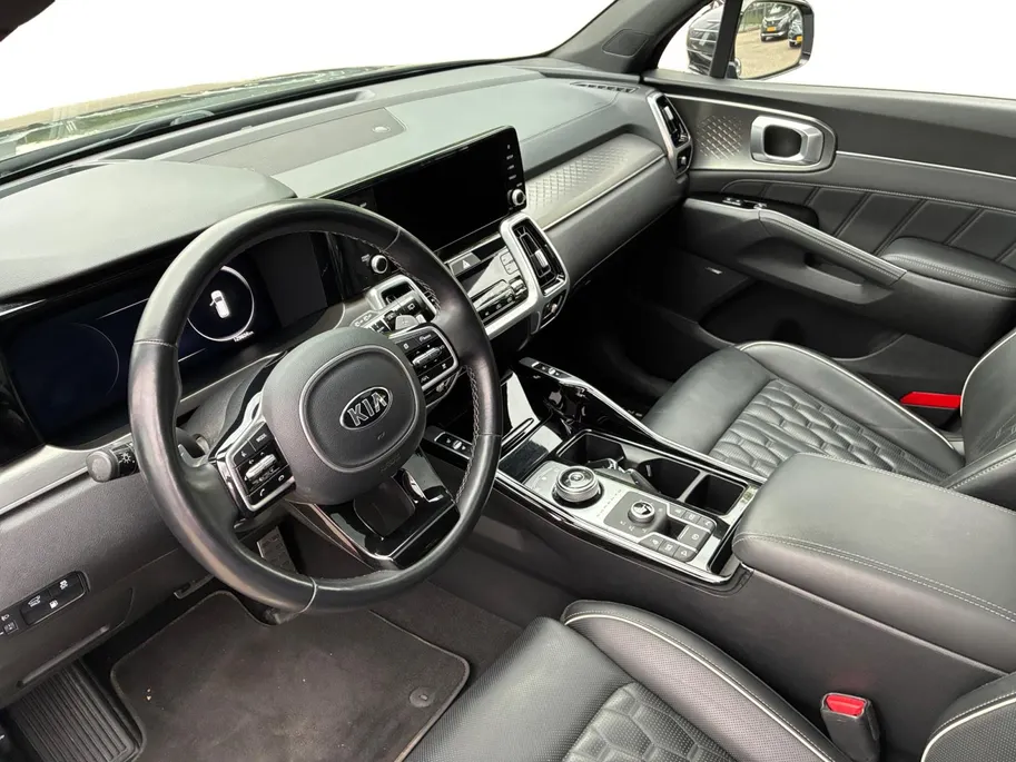 Kia Sorento 1.6 T-GDI Plug-in Hybrid 4WD ExecutiveLine 5p. | Panoramadak | Leder | Stoel- en stuurverwarming | Carplay | 360 Camera | Bose