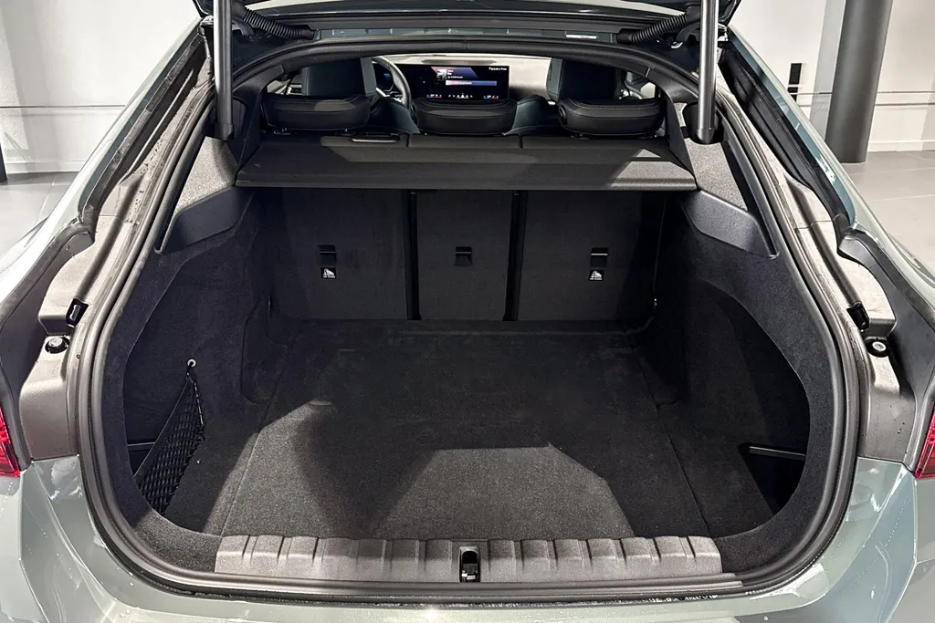 BMW i4 eDrive40