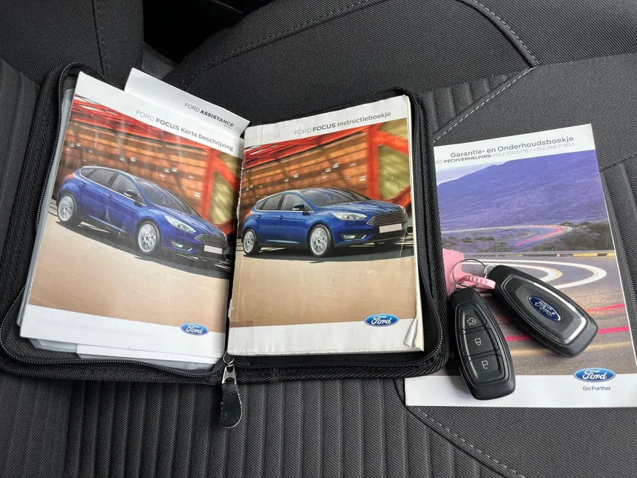 Ford Focus 1.0 First Edition | CAMERA | NAVIGATIE | LM VELGEN | CRUISE | AIRCO |