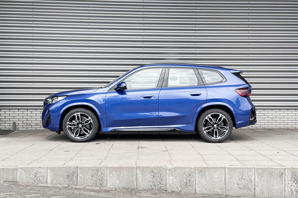 BMW X1 xDrive23i