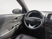 Hyundai Kona 1.0T Premium | Elek. stoelverstelling | Stoelverwarming | Navi | Leder