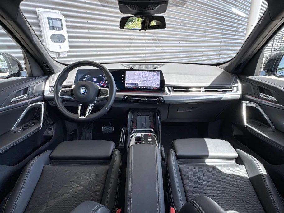 BMW iX1 eDrive20 67 kWh