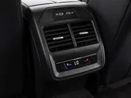 Volkswagen Passat Variant 1.5 eTSI 150pk DSG Business · Camera · Stuur- & Stoelverwarming · Apple/Android Car Play · Massagefunctie Voorstoelen · Garantie t/m 11-06-2028 of 100.000km