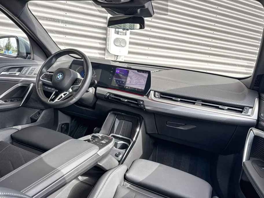 BMW iX2 eDrive20 67 kWh M Sport Edition