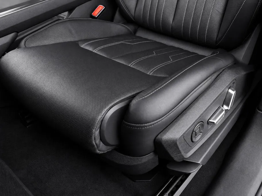 Audi e-tron S 503pk Quattro 95 kWh · SOH 95,3% · Panoramadak · Stoelventilatie · Luchtvering · 360gr. Camera · Elek. Voorstoelen · B&O Audio · 21'' Inch · Leder ·