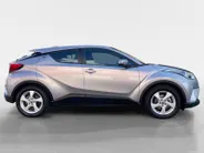 Toyota C-HR 1.8 Hybrid Energy | Navigatie| Adaptieve cruise control| Achteruitrijcamera| Climate control| All season banden|