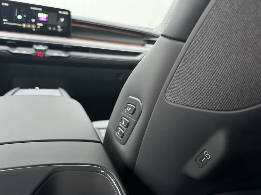 Kia EV9 99,8kWh 204pk RWD Air I Nieuw te bestellen I