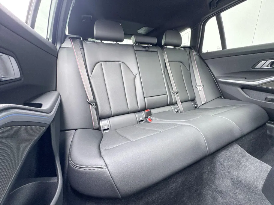 BMW 3 Serie Touring 330e