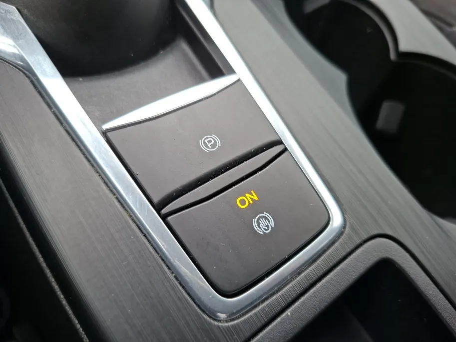 Ford Kuga 2.5 PHEV Active X | Technologypack | 360Camera | Adaptive Cruisecontrol | Dodehoekdetectie | El. Achterklep | B&O Audio | Head-up Display | Matrix Ledkoplampen | Dealer onderhouden! |