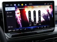 Volkswagen Golf variant Life Edition 1.5 eTSI 116 pk 7 versn. DSG · Achteruitrijcamera · draadloze telefoonlader · Prijs is inclusief inruilpremie · MEGA SALE