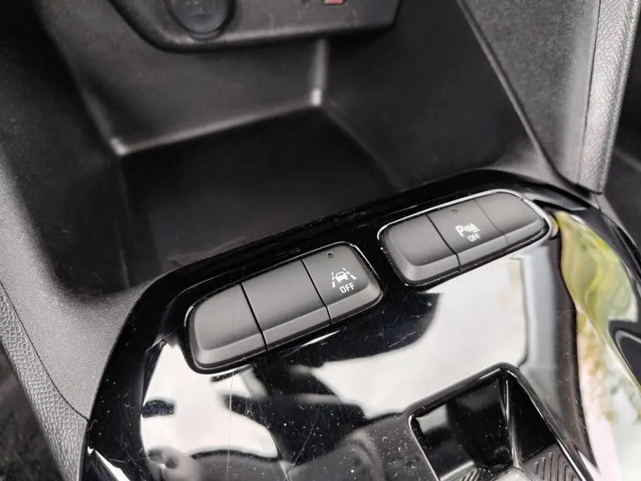 Opel Corsa-e Level 3 50 kWh | Stoelverwarming | Climate Control | | Incl. 12 maanden garantie, APK, Onderhoudsbeurt etc. Premiumpakket gratis! |