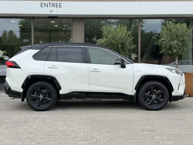 Toyota RAV4 2.5 Hybrid Bi-Tone | Stoel & stuurverwarming | Keyless