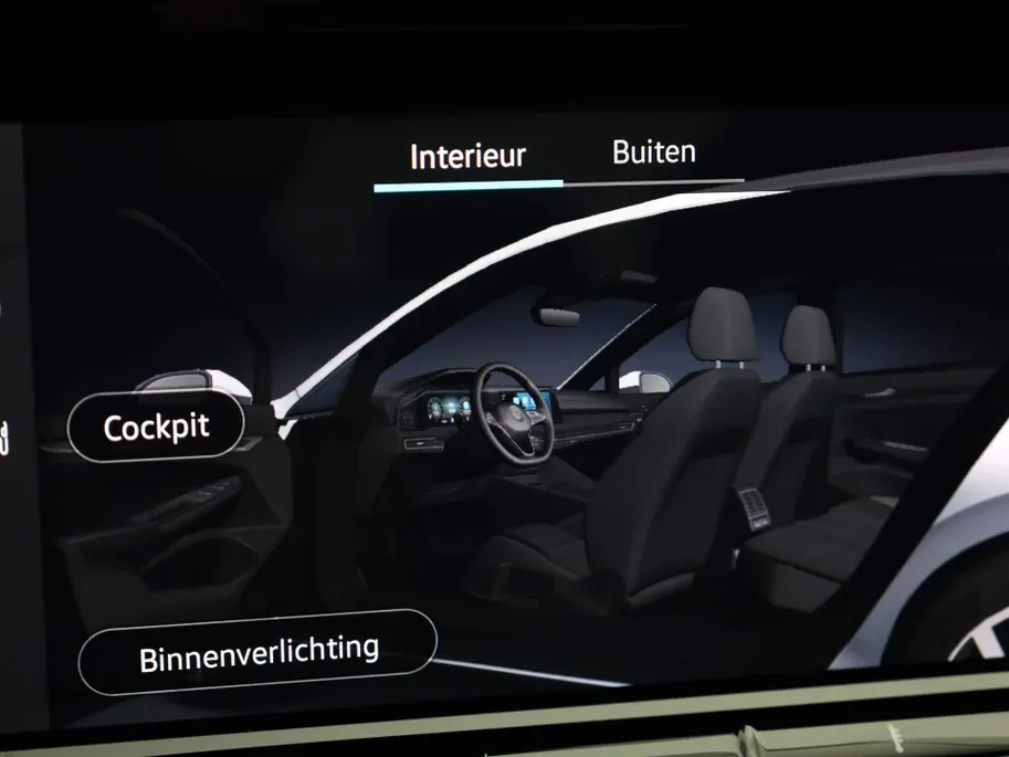 Volkswagen Golf 1.5eTSI/130PK DSG R-Line · Panoramadak · Apple/Android Car Play · Stoel & Stuurverwarming · Navigatie