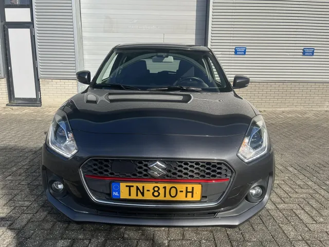 Suzuki Swift 1.0 Stijl Smart Hybrid 1e eigenaar| Dealer onderhouden| Meest Luxe uitvoering| Fabrieksgarantie tot 2028