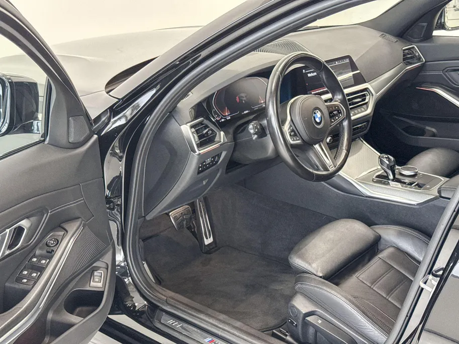 BMW 3 Serie Touring 320i High Executive Edition Model M Sport