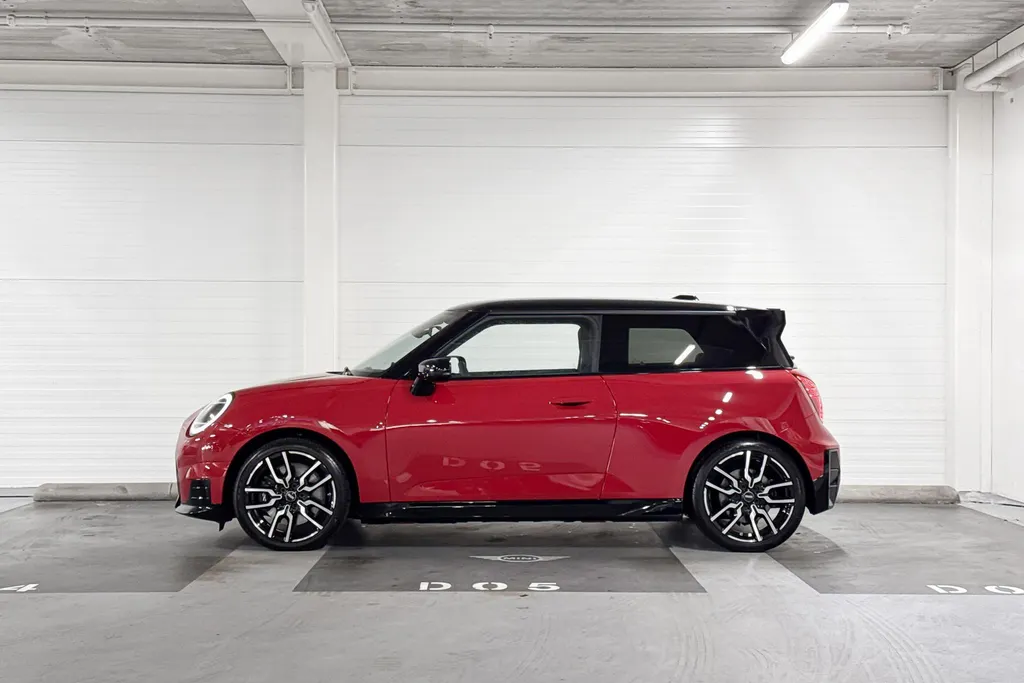 MINI Cooper 3-deurs Electric Cooper SE JCW