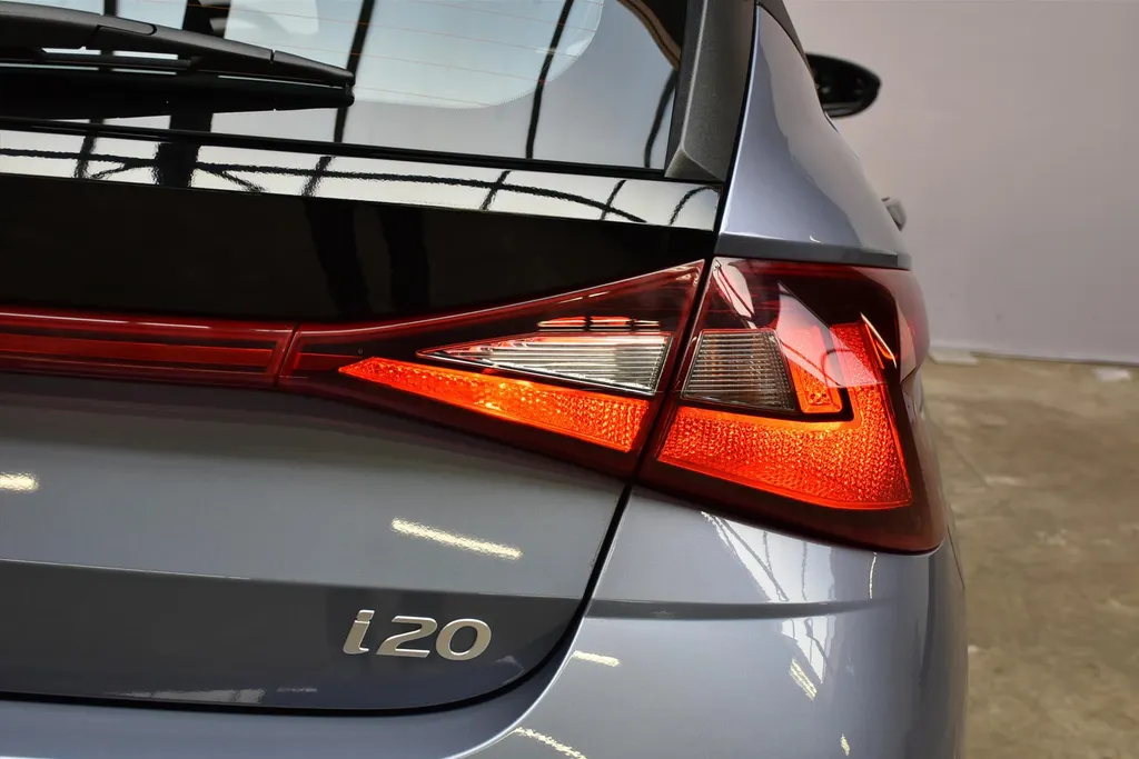 Hyundai i20 1.0 T-GDI 48V MHEV DCT Comfort I Navi + Camera I Automaat